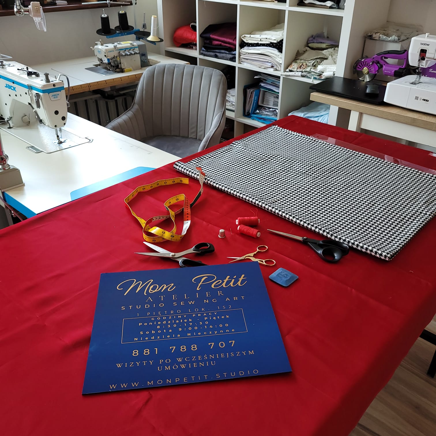 Szycie na miarę – kreacja wieczorowa